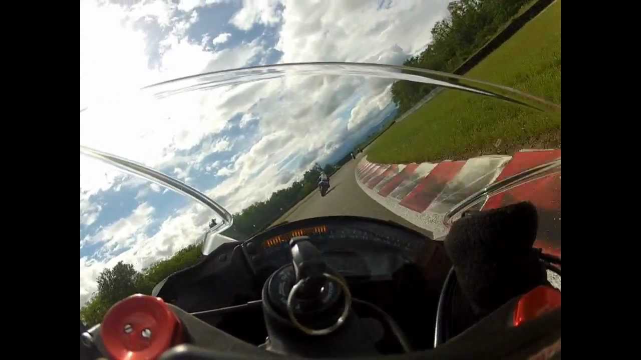 zx10r à l'anneau du rhin