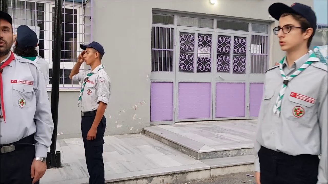 İzci Bayrak Töreni (Ekipler)