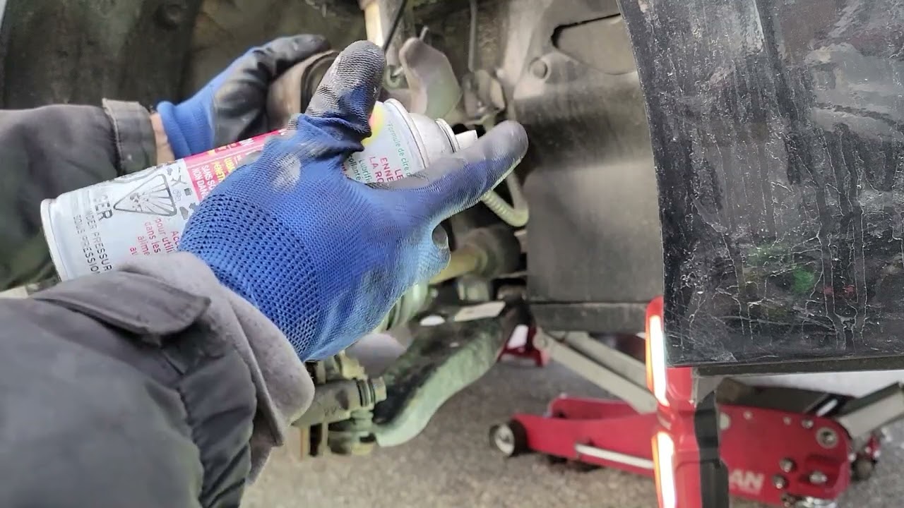 2014 - 2020 Hyundai Accent Front Brake Pads Replacement. Brake job on Hyundai Accent.
