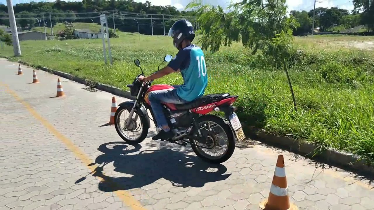 CIRCUITO DE MOTO EM VITORIA ES (INSTRUTOR PATRICK MARTINS)