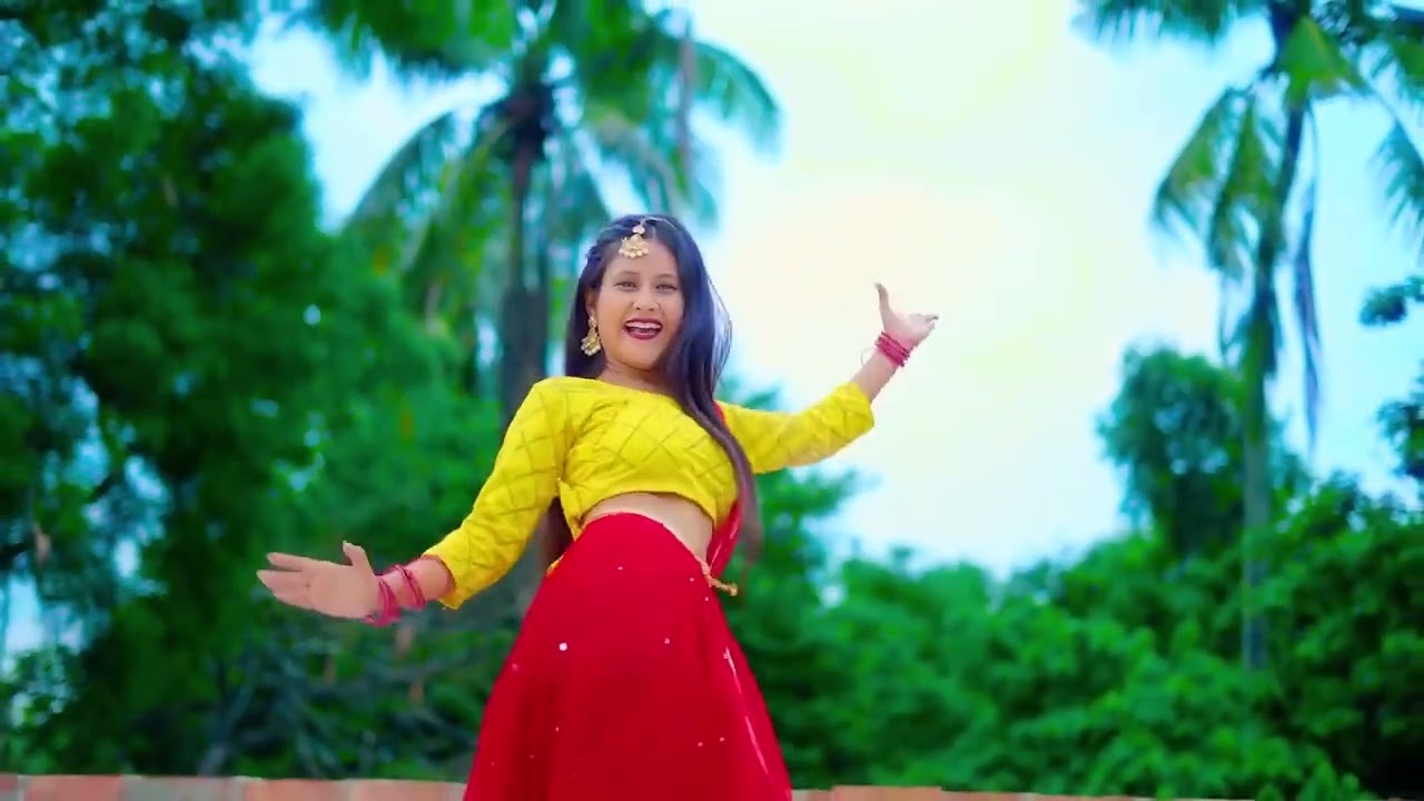 लाल दुपट्टालाल दुपट्टाउड़ गया रे बैरी हवा के झोंके सेलाल दुपट्टाउड़ गया रे बैरी हवा के झोंके सेमुझको 