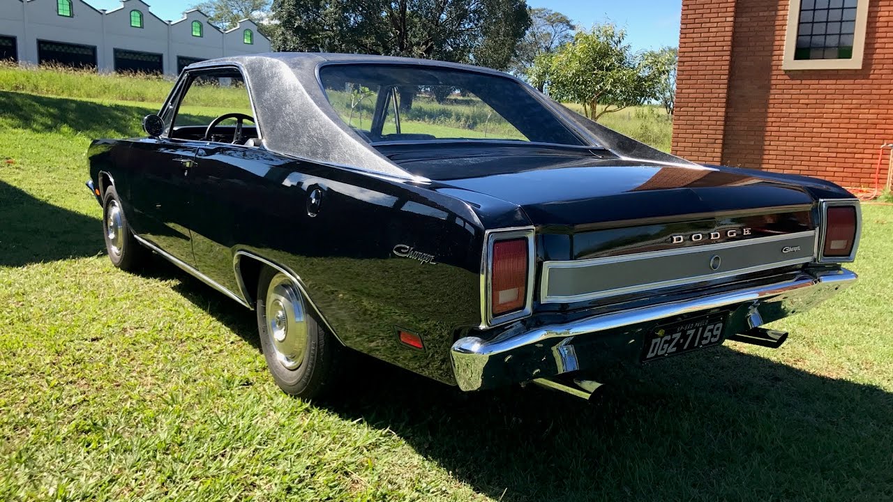 Dodge Charger LS 1974 preto P9 ( fim de restauração )