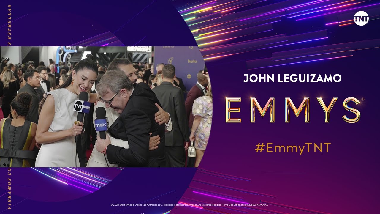 John Leguizamo en la Alfombra Roja de los EMMYs® 2024