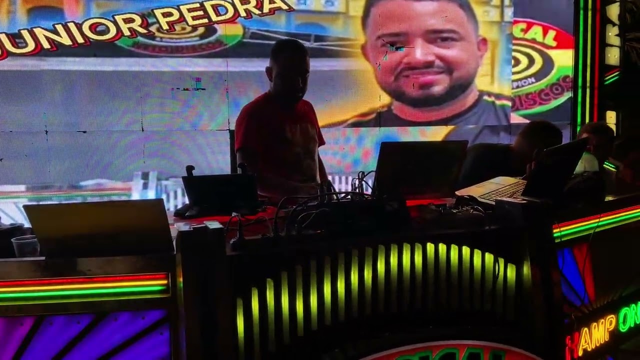 Neto disco povoado ilha nina Rodrigues mã