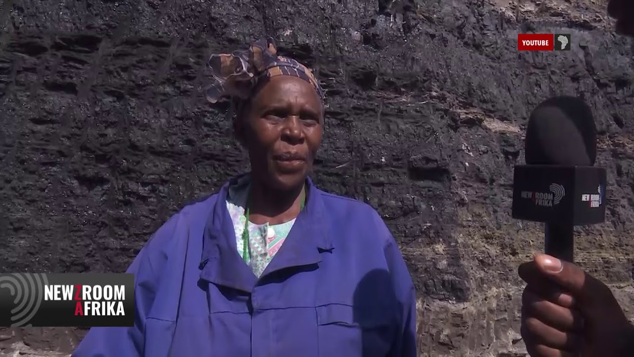 Blaauwbosch Newcastle coal mine divides residents
