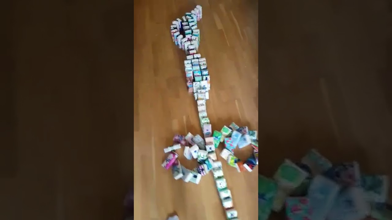 domino   Flowers