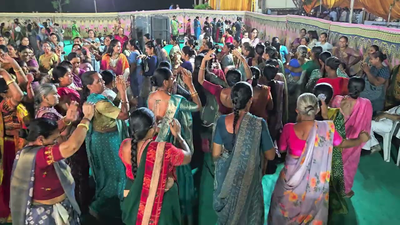બંગડી નો વેપારી હીરા નો મોલ શું જાણે મારા વાલા