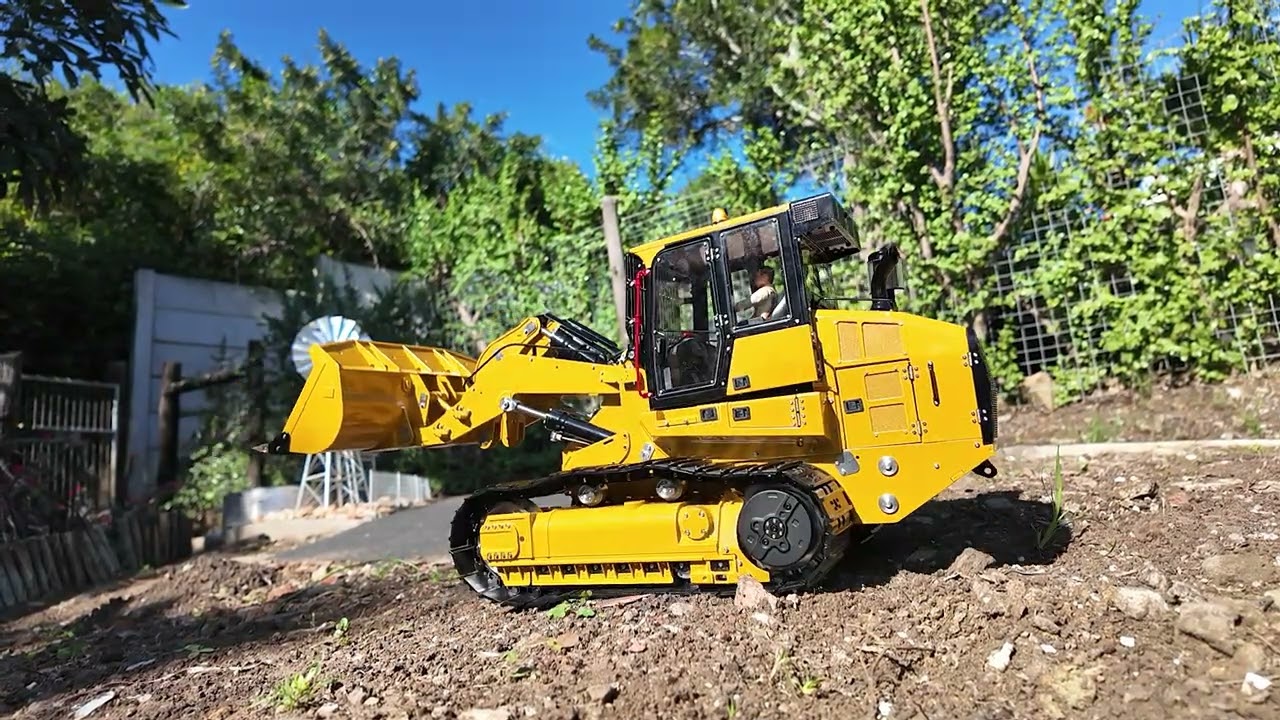 NEW LESU 973K VS LESU 636 LOADERS - IN ACTION