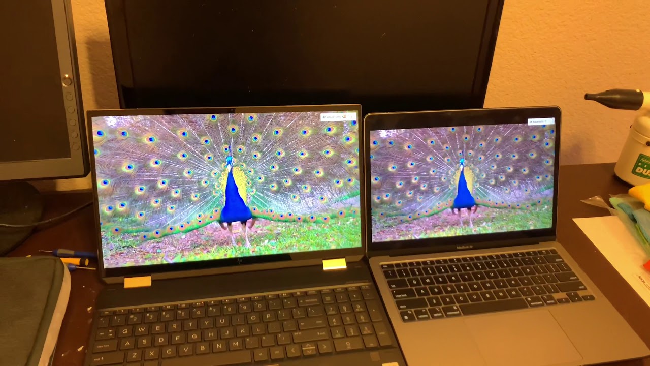 Apple Retina vs. 4K HP Spectre x360