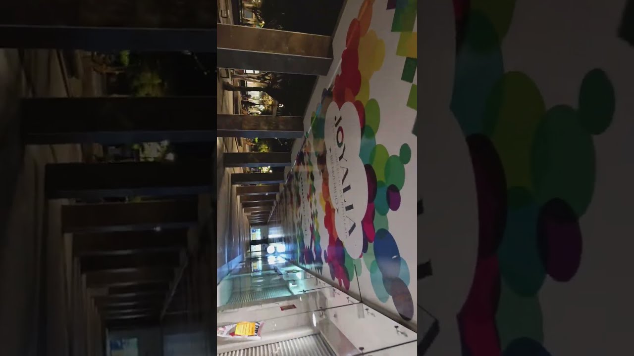Viaje al centro de Guadalajara de noche en scooter