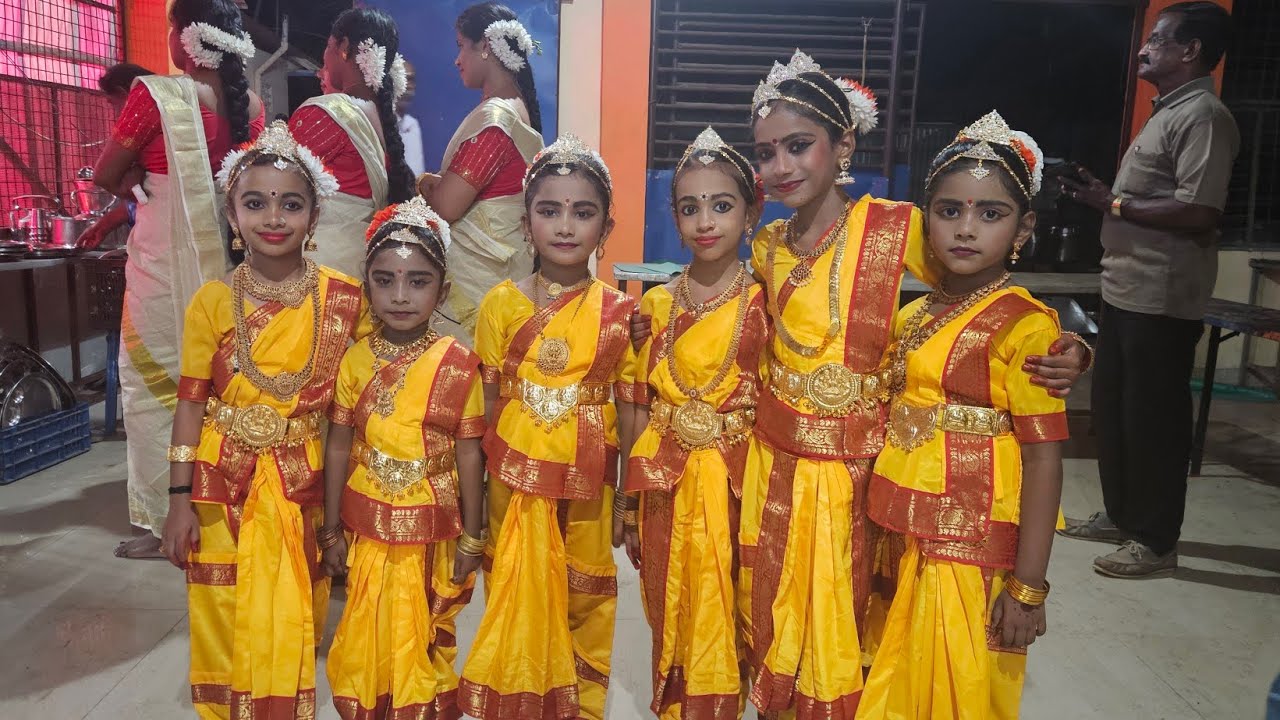 Navaratri Special | Njane Swaraswati | Durga Pooja | Dance by Kids at Madankav Temple ♥️ 
