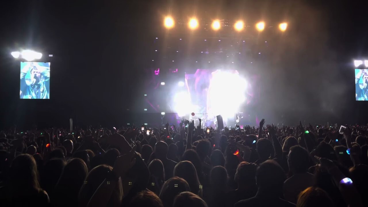 Himno (Para los que Están Jodidos) - La La Love You ft. Allison (15/03/2024) Directo Wizink Center