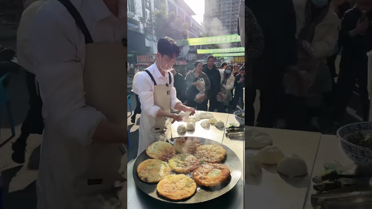 Set up a stall and sell 1,000 scallion pancakes every day!
