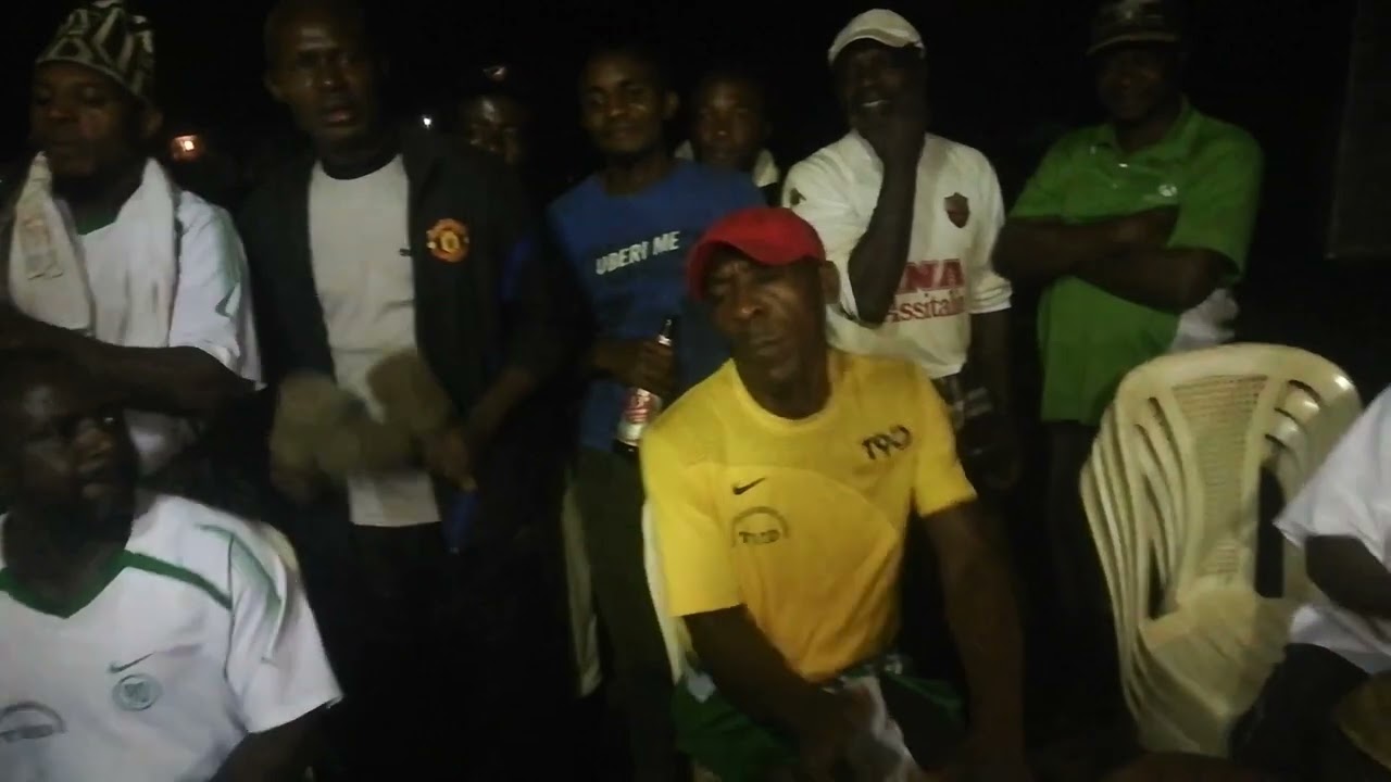 Tchitcha Makombe danse traditionnelle Bazou