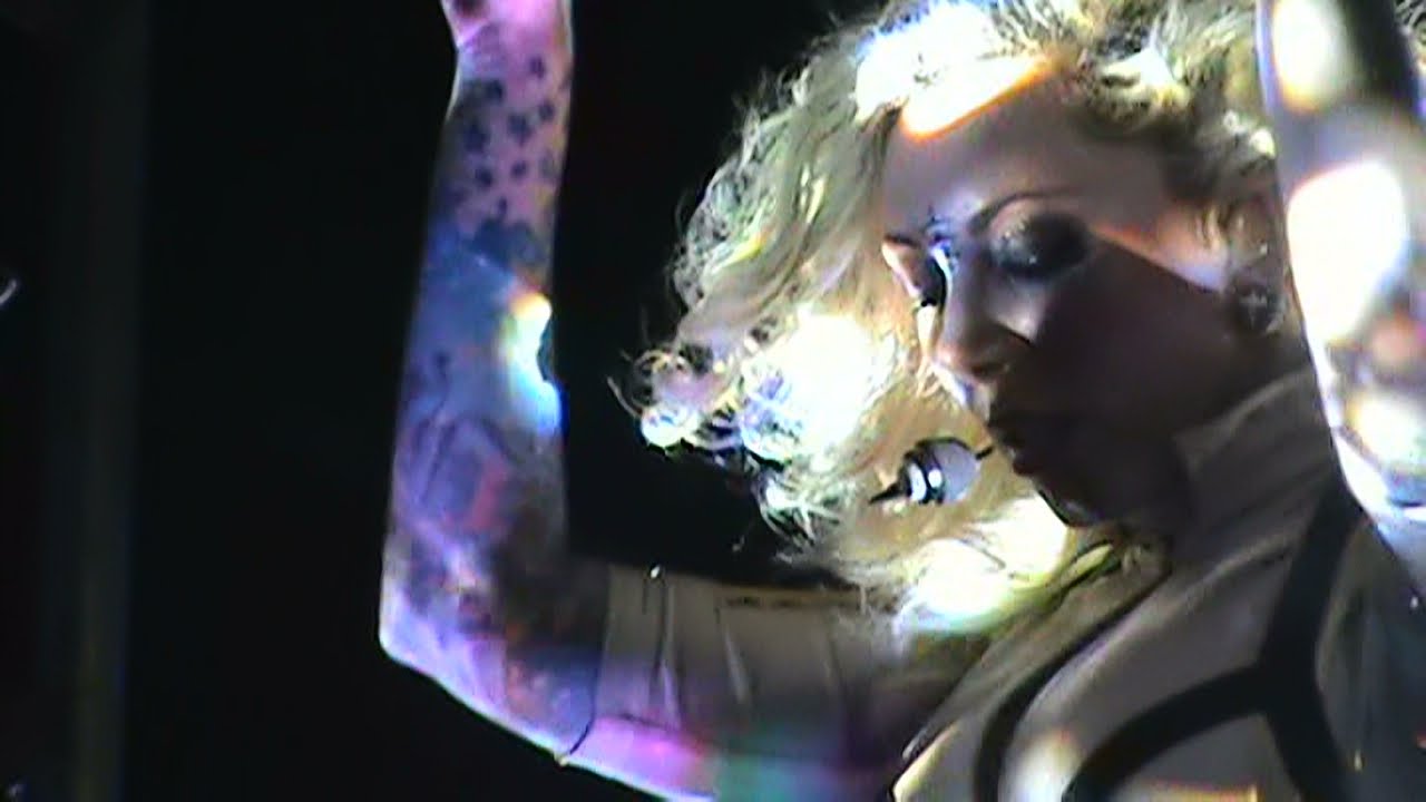 In This Moment - The Fighter (Live)