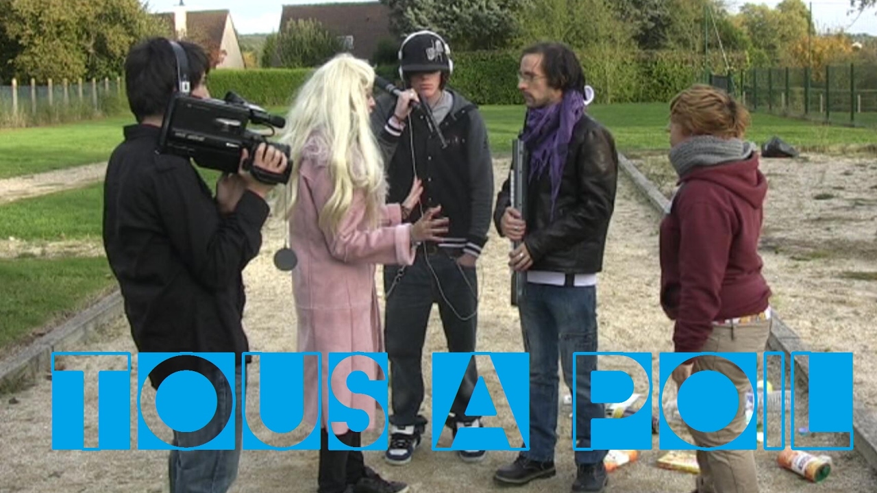 TOUS A POIL - Parodie STRIP-TEASE - Seb & Sully 