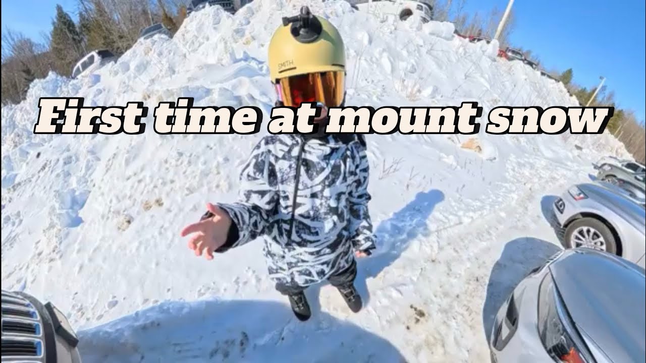 Today I went snowboarding at Mount snow Vermont for the first time ￼