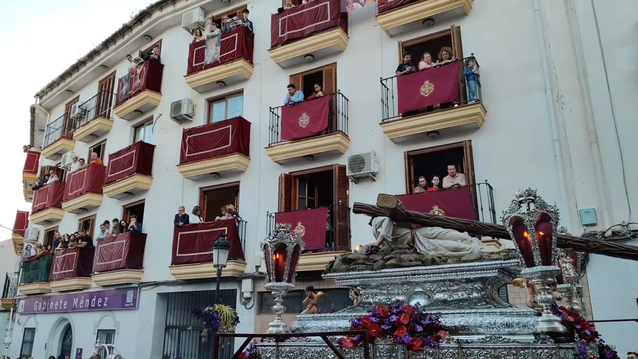 Cristo del Gran Poder en su Tercera Caida. Paso por Tribuna De Los Pobres. Velez-Malaga 2025.