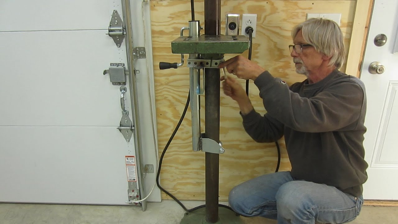 DIY Drill Press Table Raising Mechanism