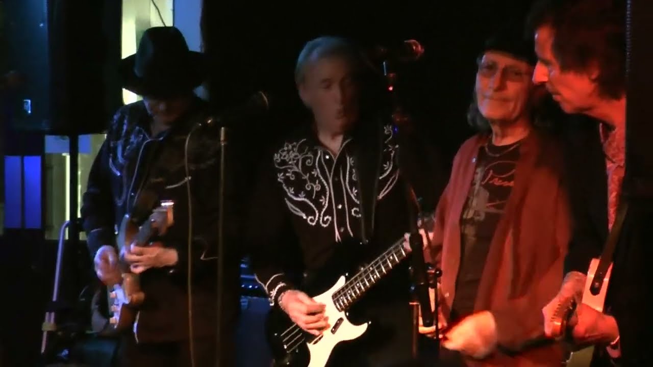 Simon Bishop (The Good Old Boys) Solos - part 1