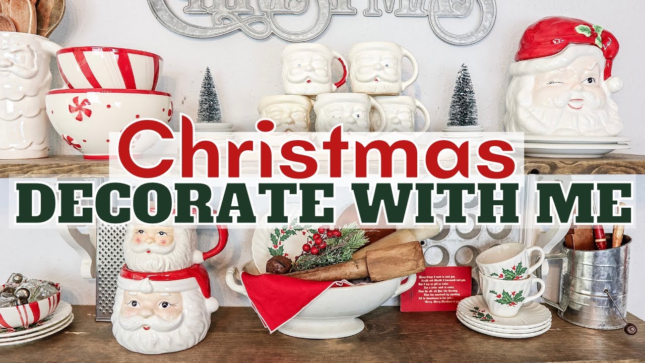 2021 CHRISTMAS DECORATE WITH ME | CHRISTMAS DECOR IDEAS | TRADITIONAL CHRISTMAS | Vintage Christmas