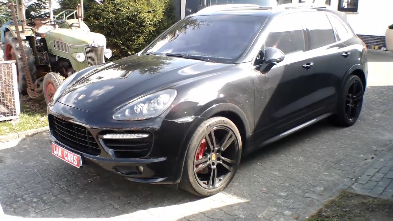 2013 Porsche Cayenne GTS startup, engine and in-depth tour