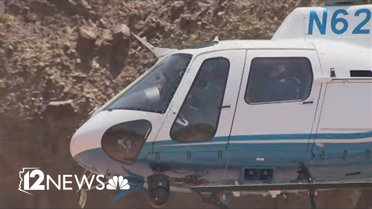 Phoenix firefighters rescue several from Camelback mountain