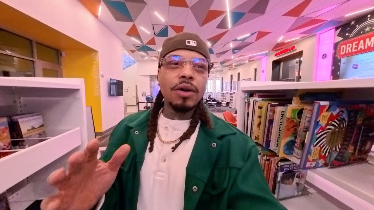 This Las Vegas Library Is Fabulous