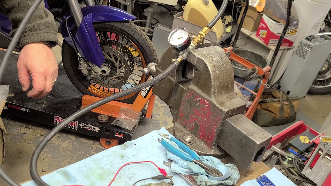 KTM 950 fuel pump testing