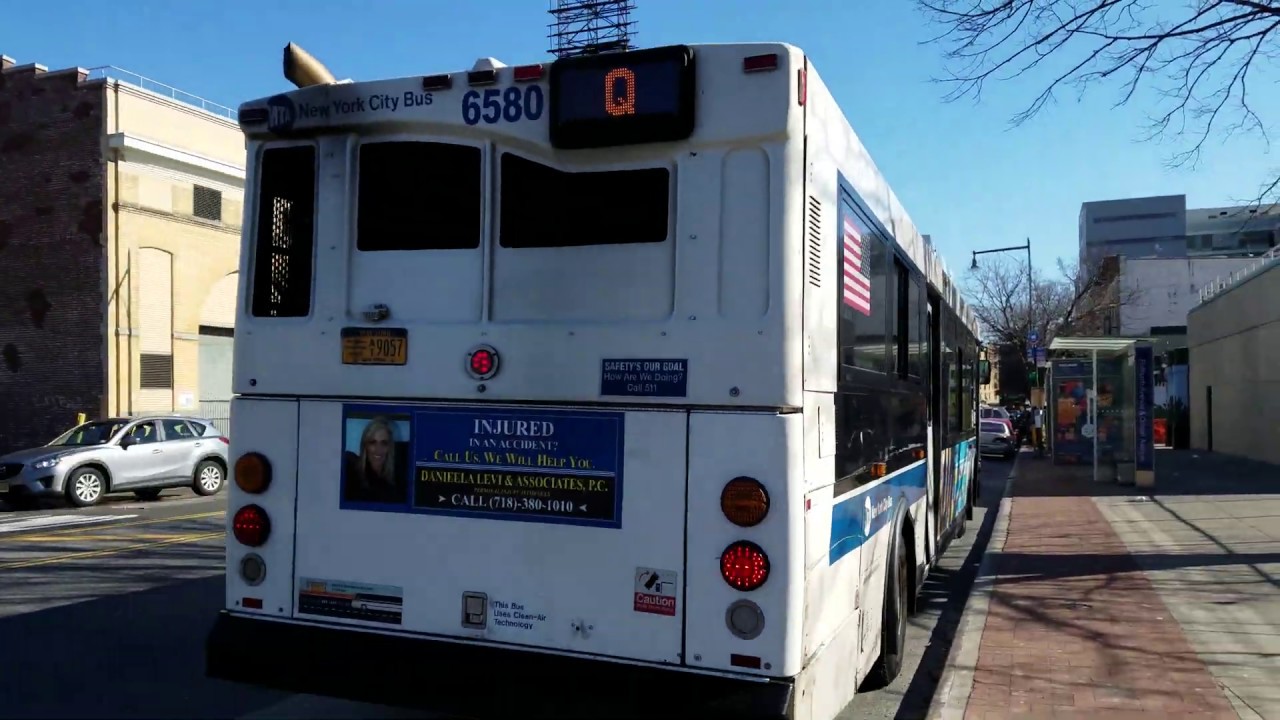 2005 Orion Vll OG Hybrid-Electric Gen-2 #6580 (Q) Shuttle Bus @ Flatbush Avenue & Ocean Avenue