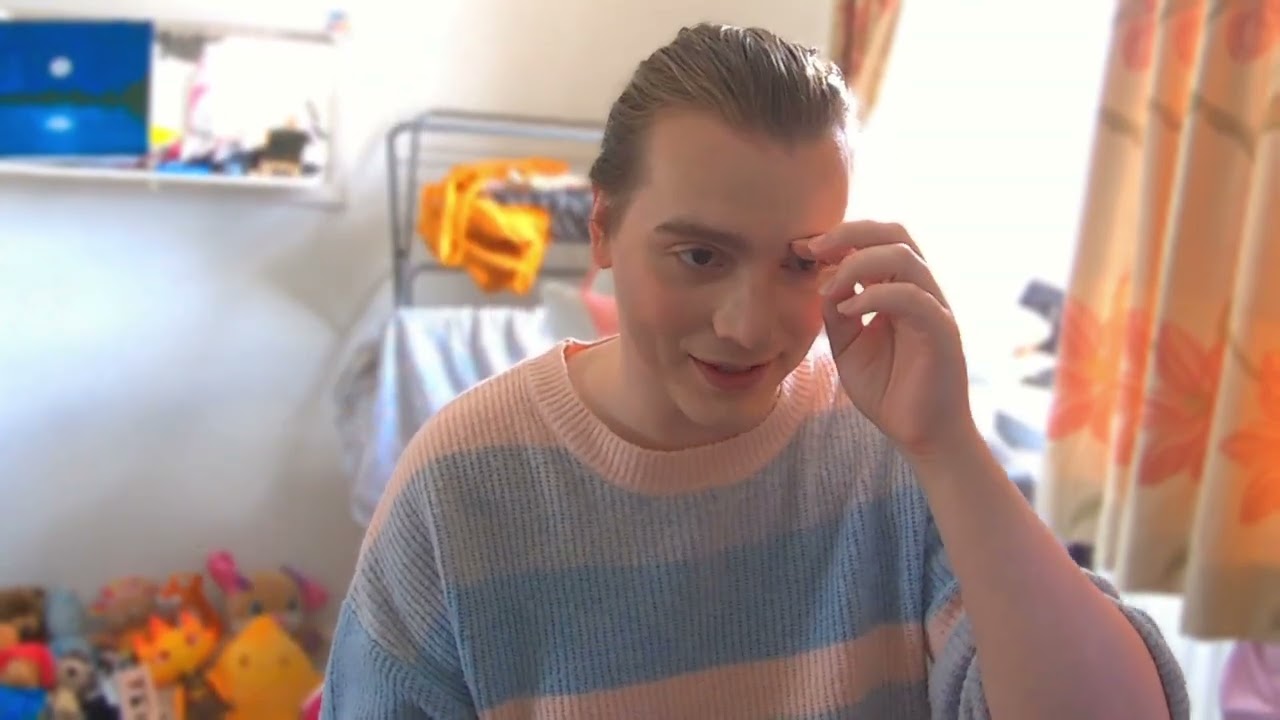 How I Learnt I Was Trans - Get Ready With Me