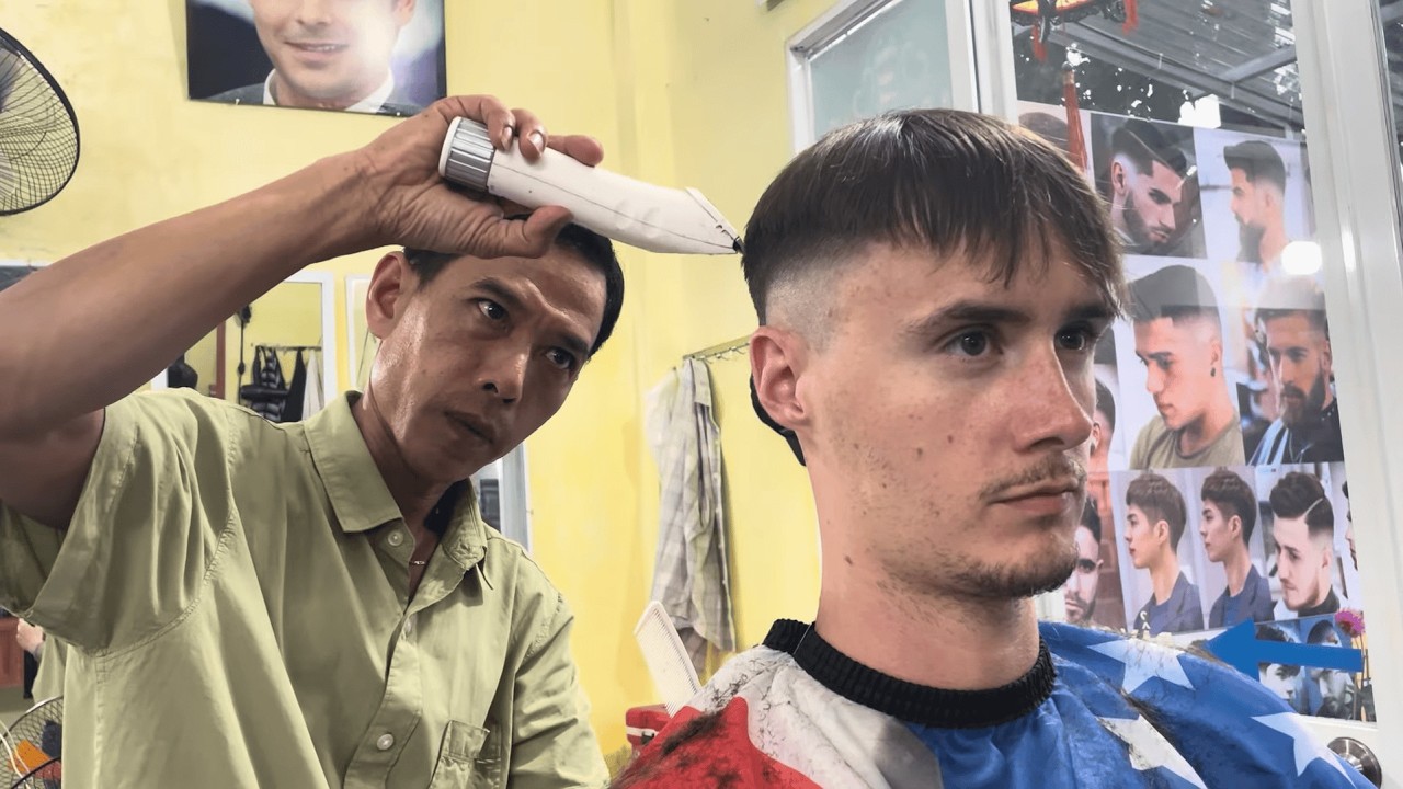 Best Traditional Barber in Vietnam? (Clean Shave + Neck Massage)