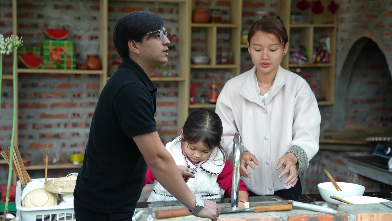 The Baby Cried – And CEO James Could Not Stop Crying Either | James & Tu Diep