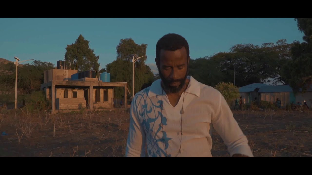 Gardy Girault - Papa Pyè (Feat. Erol Josué) (Official Music Video)