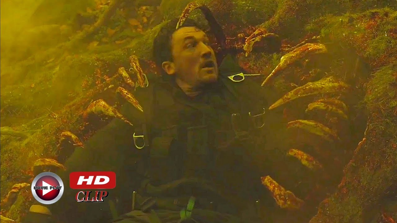The Gorge 2025 - Drasa saves Levi from death Clip