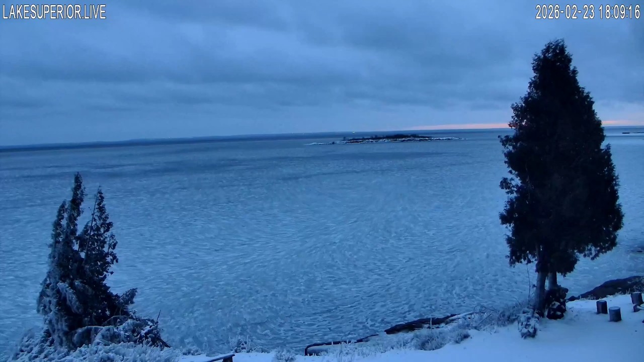 Winter Twilight on the Lake — Lake Superior (Feb 23, 2026 | 6:06 PM)