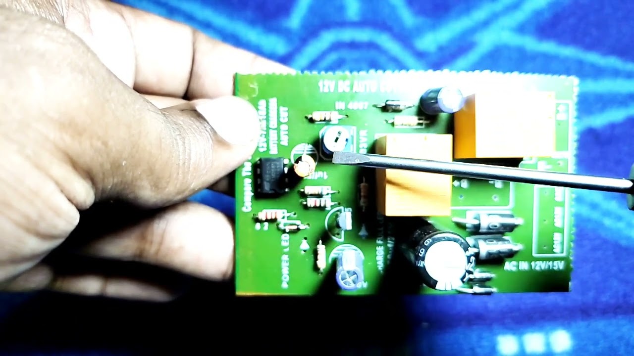 12 vlot auto cut charging circuit.
