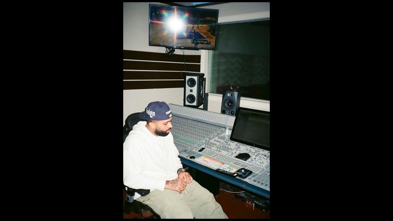 [FREE] Eladio Carrión Trap Type Beat - 