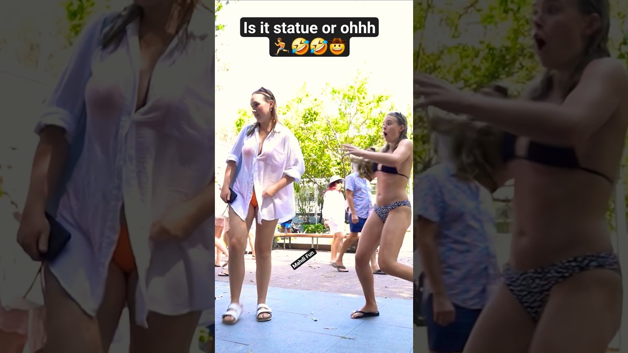 is it statue or ohhhh 🏃🤣 #prank #funny #fun #mahdi_fun #shorts #viral #explore #jokes #comedy