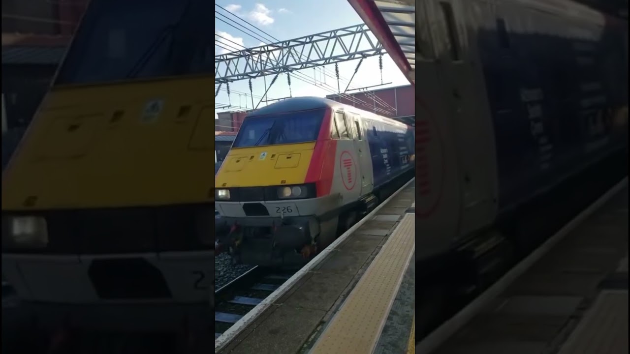 Highlights when I went to Crewe. Class 43 departing Crewe with tones, Class 221 departing Crewe. 
