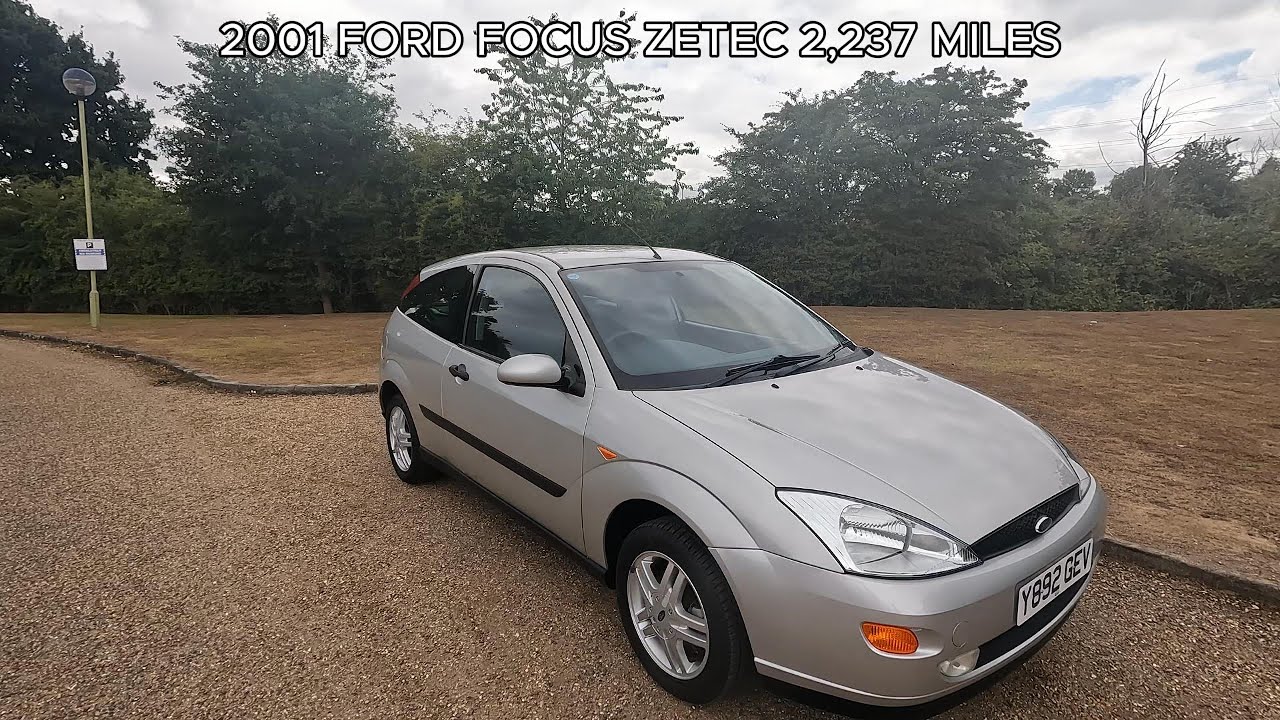 2001 FORD FOCUS ZETEC 2,237 MILES