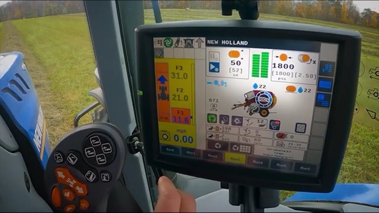 Pro-Belt™ Series Round Balers – User Interface and Precision Solution
