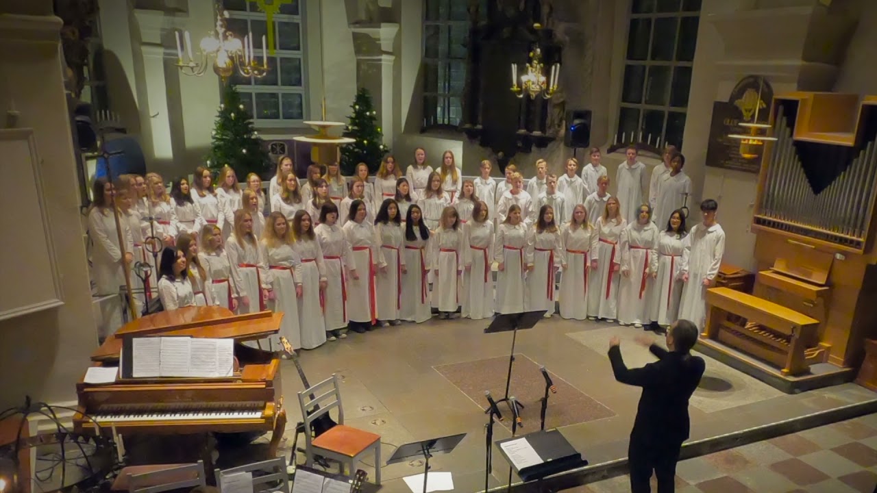 Tråsättraskolans musikklasser live i Österåkers kyrka 2021