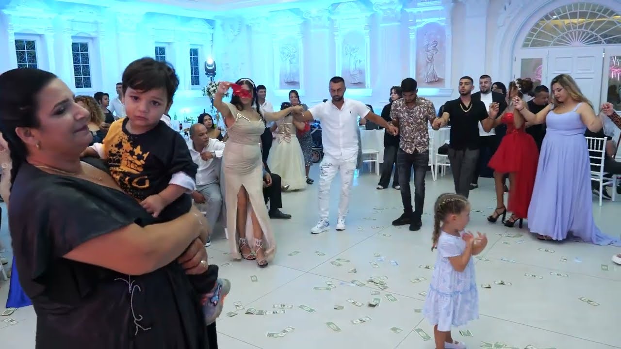 Banketi i Sajmirit & Laurës | Elegancë, muzikë dhe festë