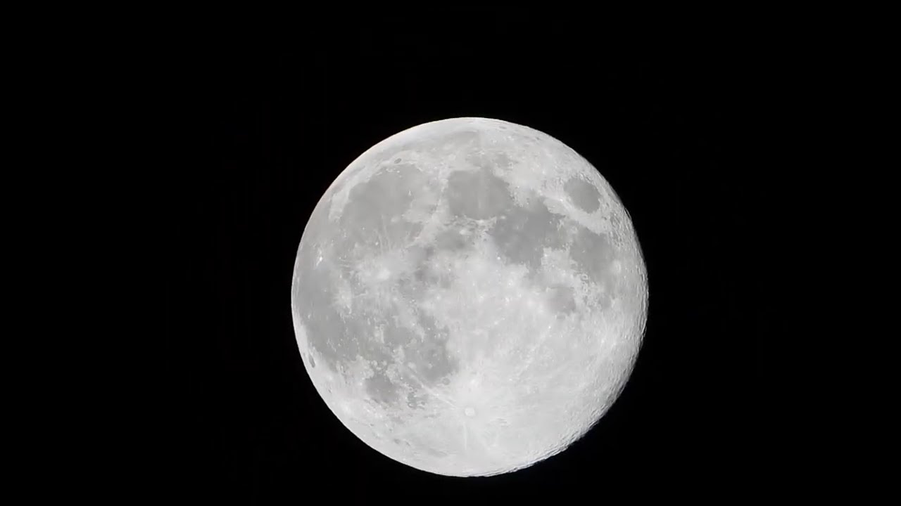 Luna Jupiter y sus estrellas Nikon P1000
