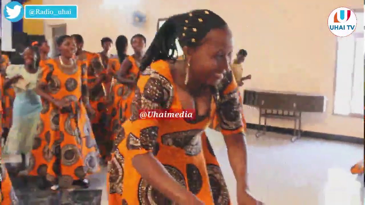 WAMAMA WALIVYOTIKISA JANA KATIKA IBADA YA WAMAMA TABORA