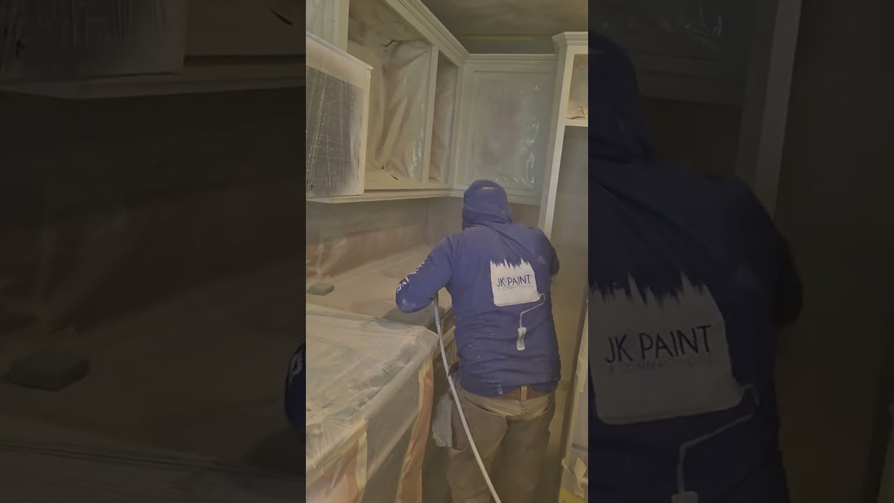Sprayando cabinete..