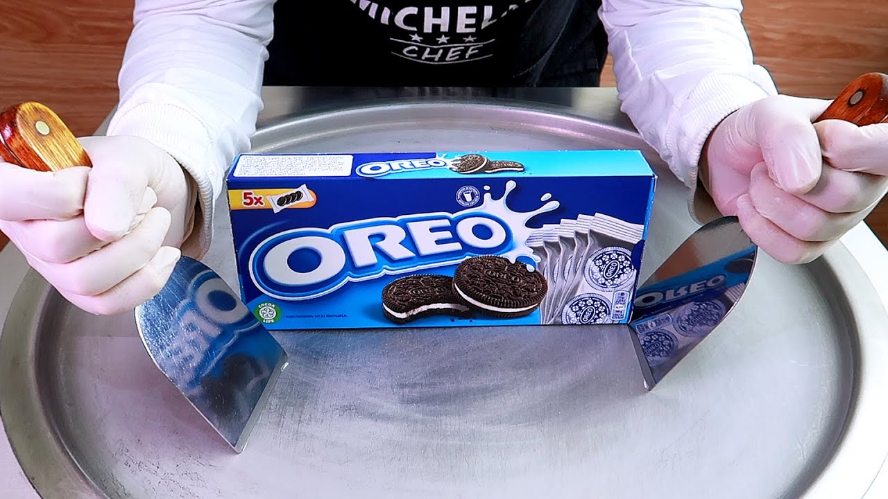 OREO ice cream rolls street food - ايس كريم رول على الصاج أوريو