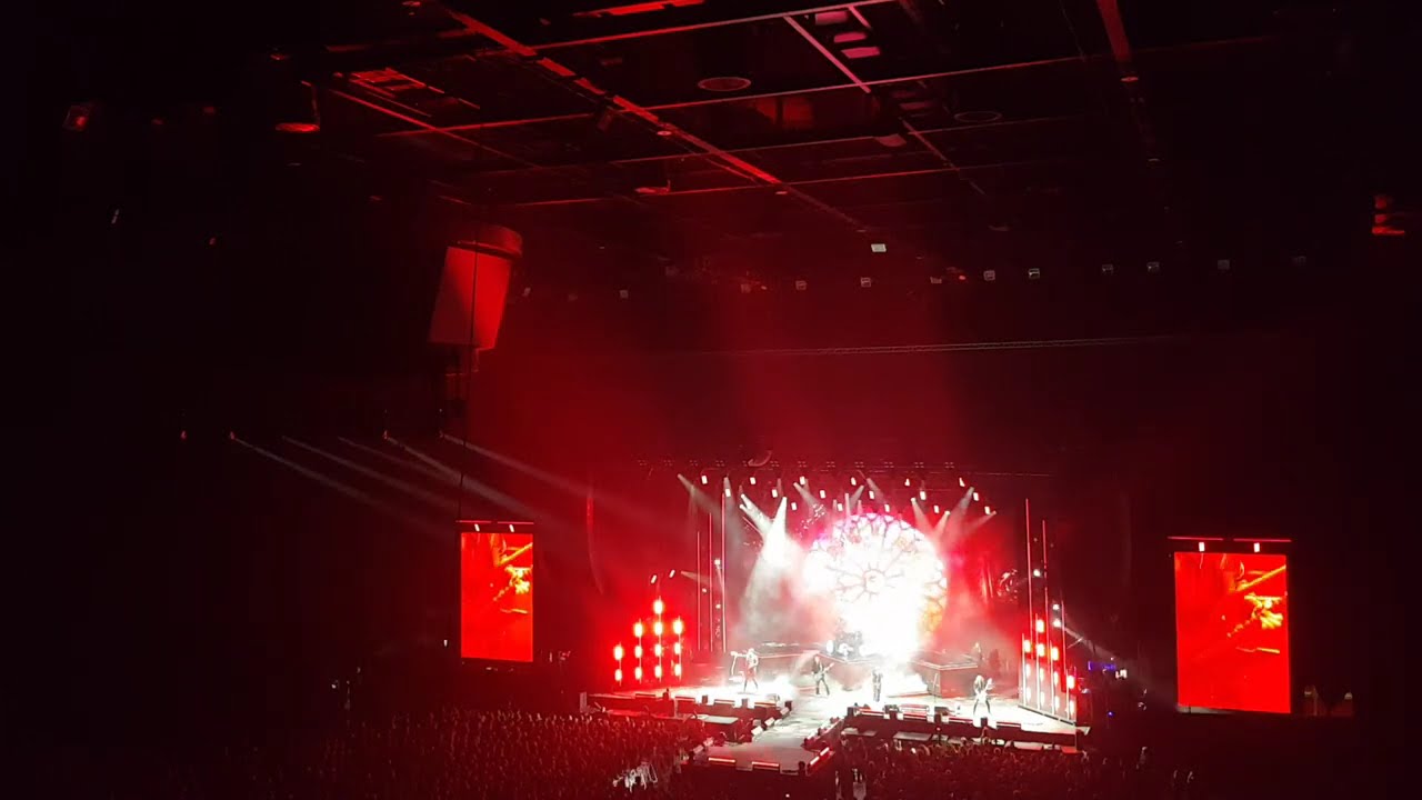 Helloween 40: Budapest Intro + The King For A 1000 Years (Budapest 2025. 10. 26.)