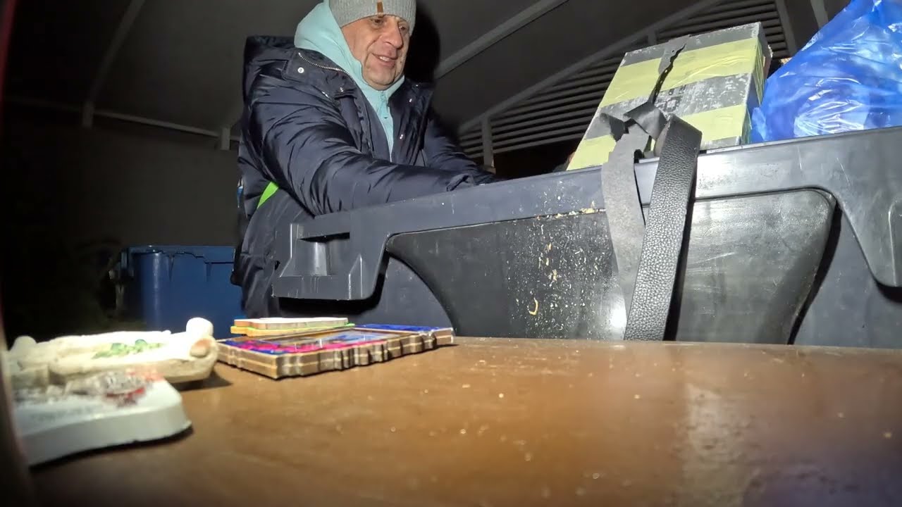 Wyrzucili do śmieci niesamowite skarby!SZOK!Drogie rzeczy są na śmietnikach i się marnują!DUMPSTERS!